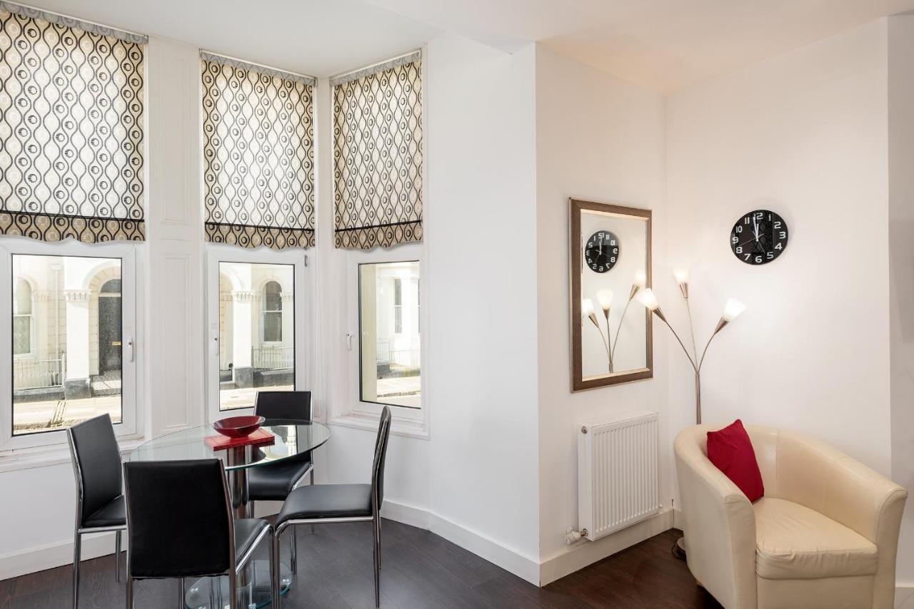 Strathmore House Apartments بلايموث المظهر الخارجي الصورة